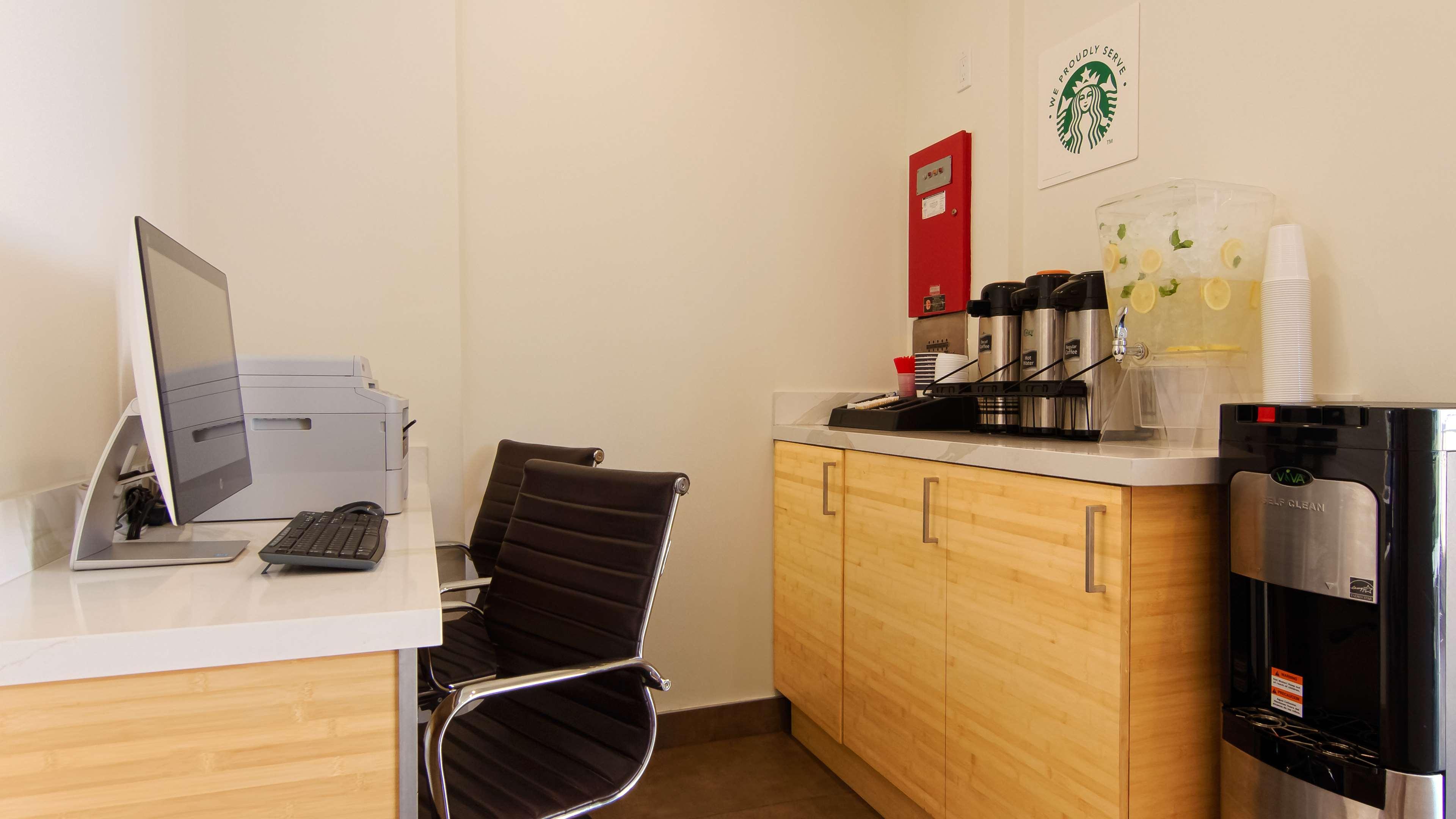 Best Western Plus Glendale Zewnętrze zdjęcie